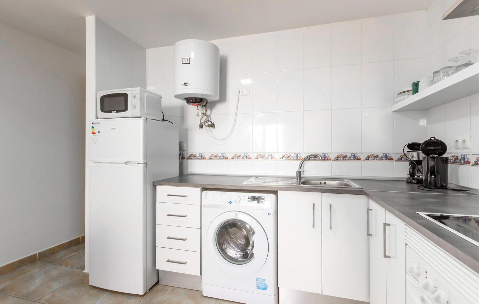 Amazing Apartment In Santa Pola Exterior foto